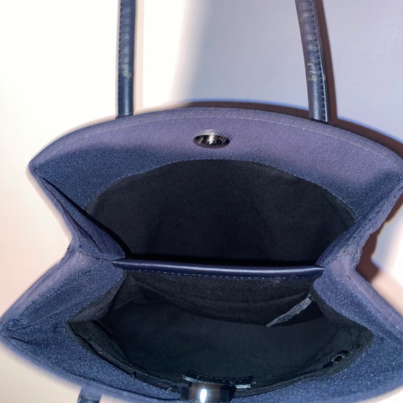 Nine West - Picture 3 of 5